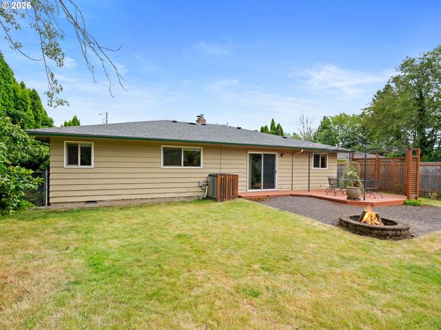 3657 Se 77TH Ave, Portland, OR 97206