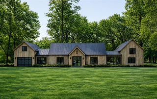 10520 Marquette Drive, New Buffalo, MI 49117