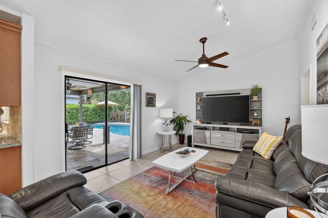 760 NW 41st Terrace, Deerfield Beach, FL 33442