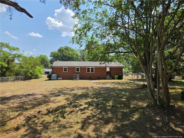 220 Cecil Avenue, Spring Lake, NC 28390