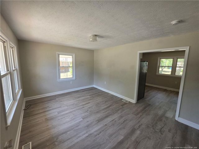 220 Cecil Avenue, Spring Lake, NC 28390