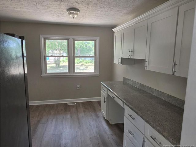 220 Cecil Avenue, Spring Lake, NC 28390