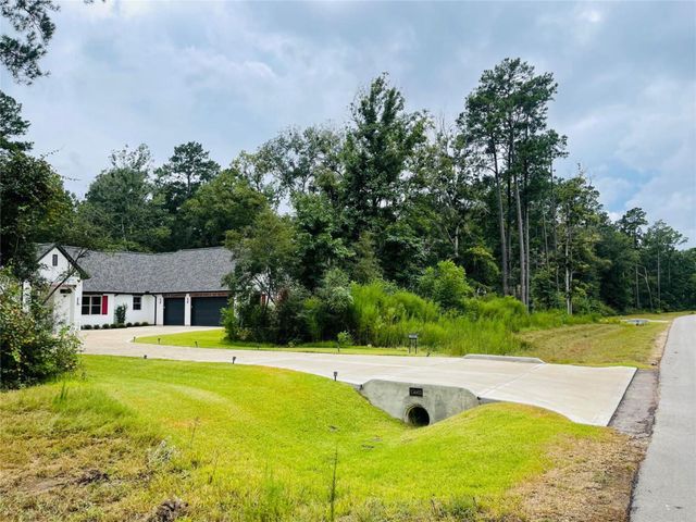 15591 Wood Grove Way, Willis, TX 77378