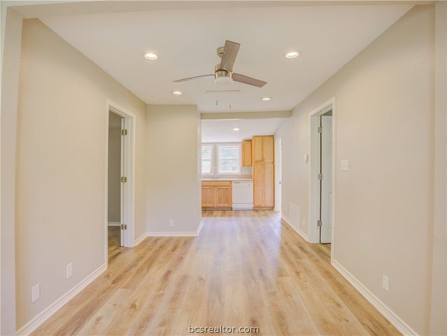 1207 West 6th Street, Caldwell, TX 77836