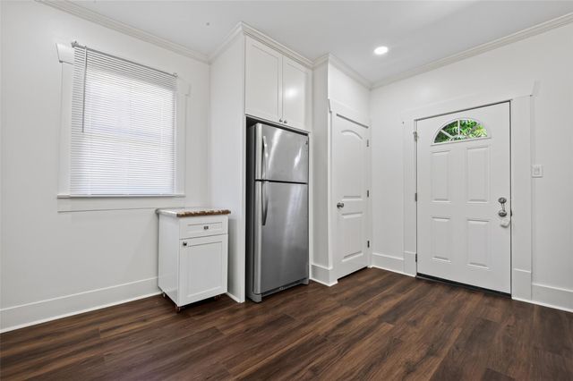 422 N Hutcheson Street, Houston, TX 77003