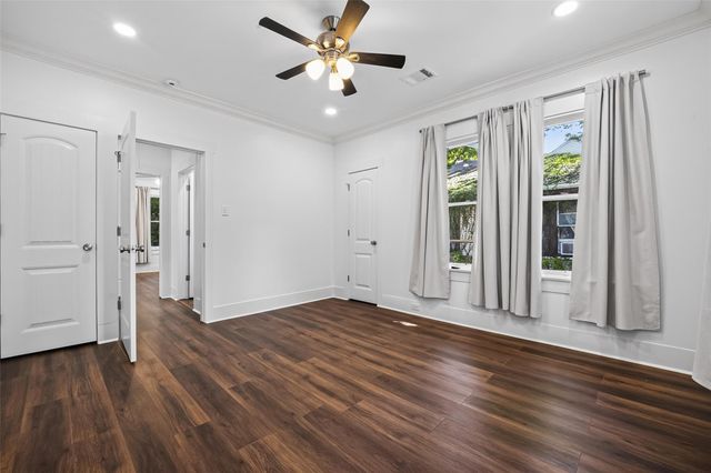 422 N Hutcheson Street, Houston, TX 77003