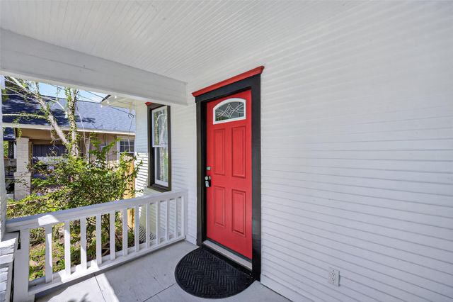 422 N Hutcheson Street, Houston, TX 77003