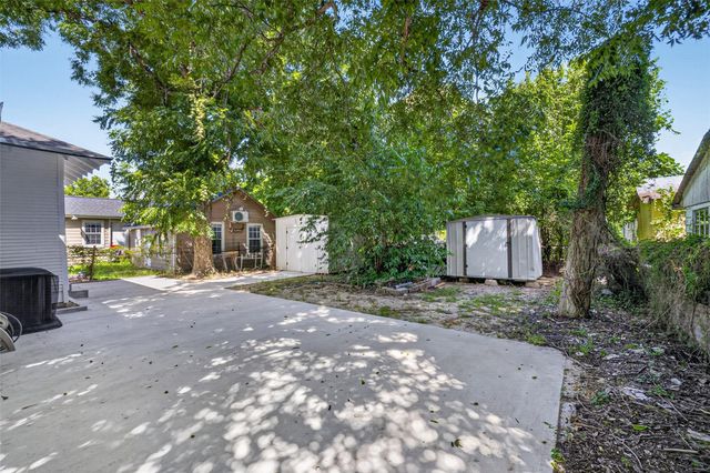 422 N Hutcheson Street, Houston, TX 77003
