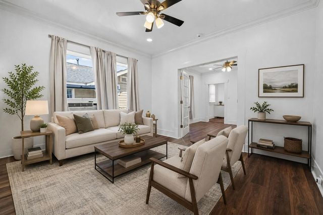 422 N Hutcheson Street, Houston, TX 77003