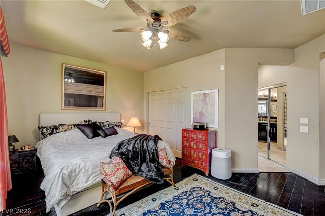 5152 Vincitor Street, Las Vegas, NV 89135