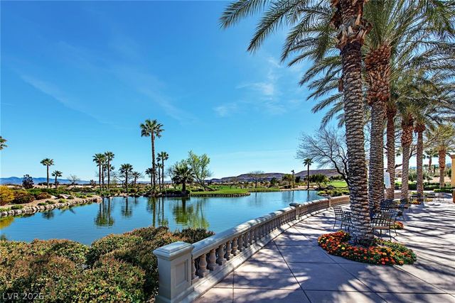 5152 Vincitor Street, Las Vegas, NV 89135
