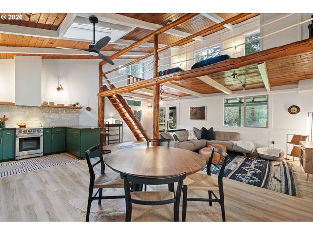 110 WOODEN BRIDGE Rd, Kalama, WA 98625