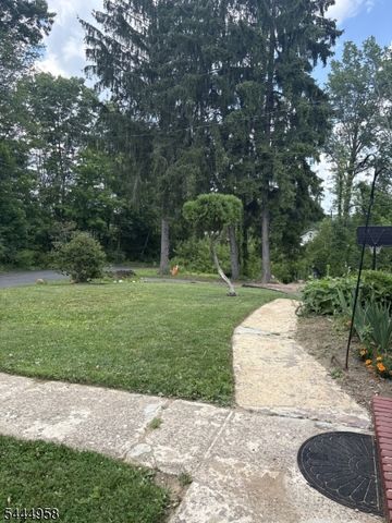 1 Lake Shore Dr, Roxbury Twp., NJ 07857