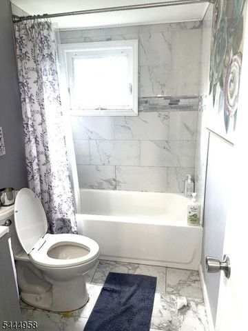 1 Lake Shore Dr, Roxbury Twp., NJ 07857