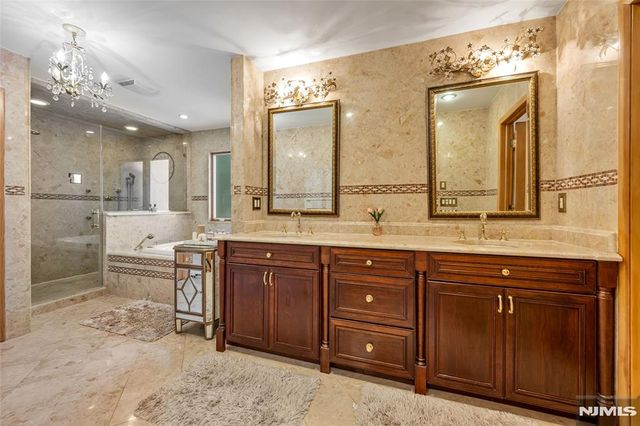 300 Lake Shore Drive, Haworth, NJ 07641