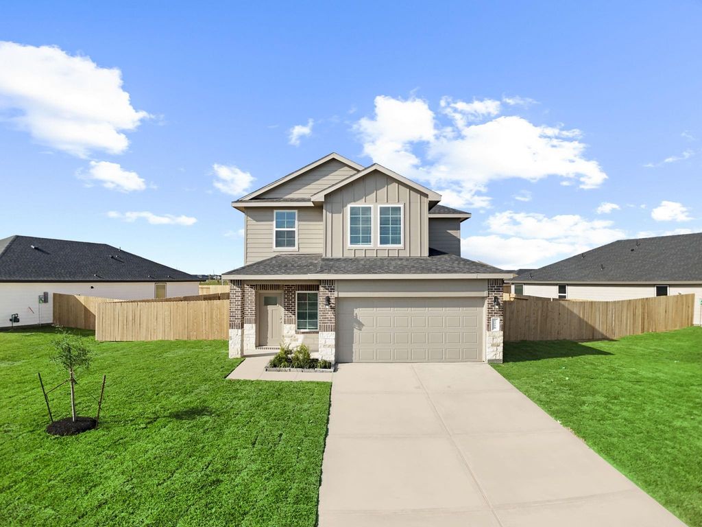 1012 Paddlefish Lane, Alvin, TX 77511
