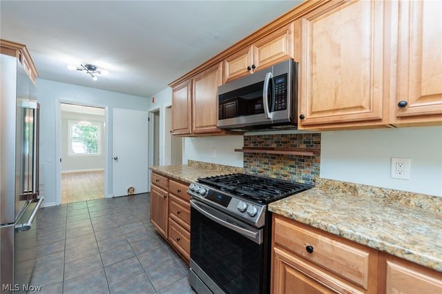 3516 Meadowbrook Boulevard, Cleveland Heights, OH 44118