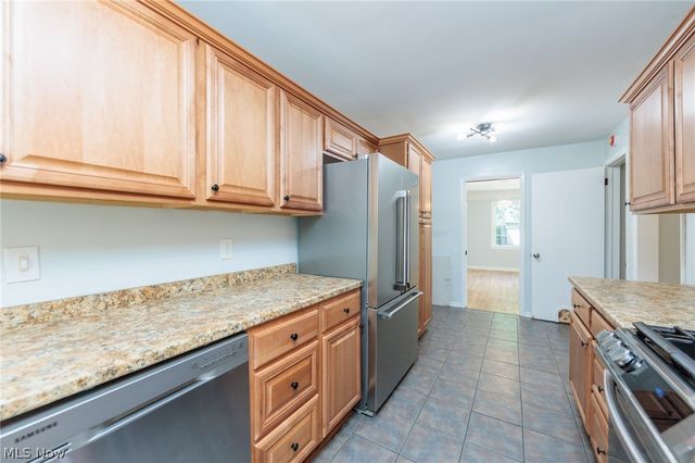 3516 Meadowbrook Boulevard, Cleveland Heights, OH 44118