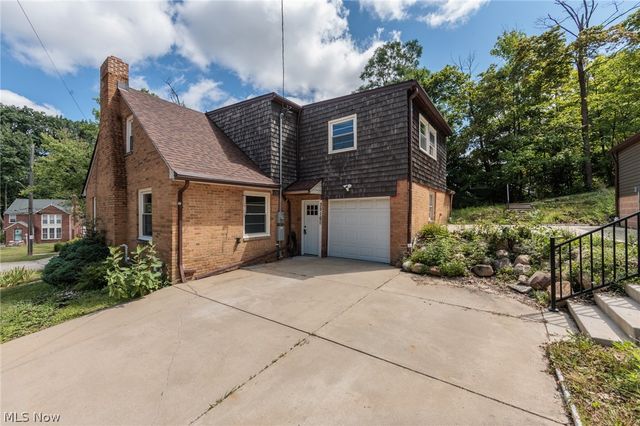 3516 Meadowbrook Boulevard, Cleveland Heights, OH 44118