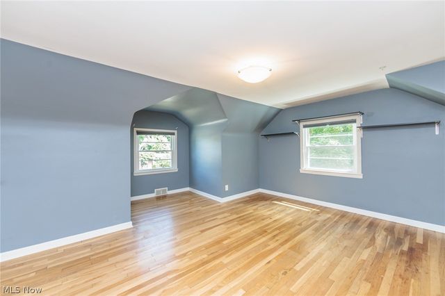 3516 Meadowbrook Boulevard, Cleveland Heights, OH 44118