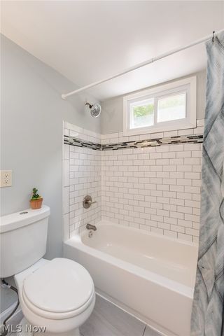 3516 Meadowbrook Boulevard, Cleveland Heights, OH 44118