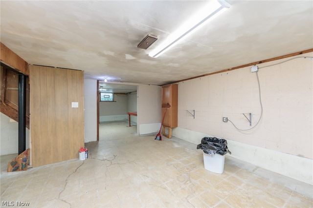 3516 Meadowbrook Boulevard, Cleveland Heights, OH 44118