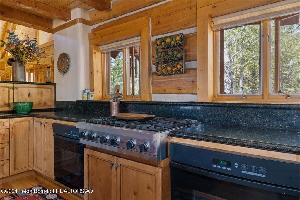 5 W BLAIR Road, Alta, WY 83414 photo 18