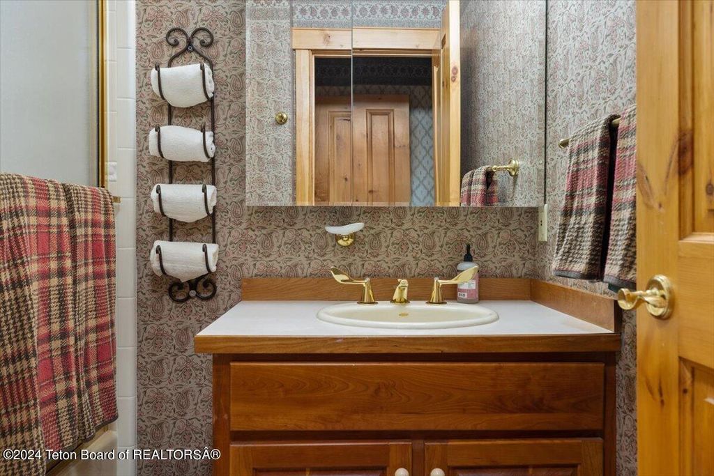 5 W BLAIR Road, Alta, WY 83414 photo 34