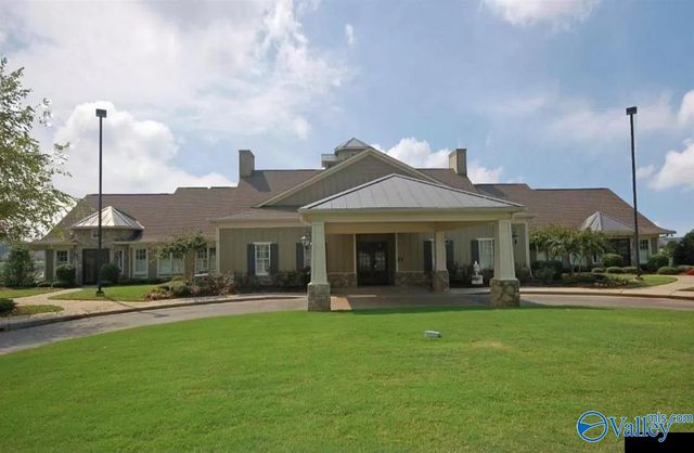 29 Elm Ridge Boulevard SW, Huntsville, AL 35824