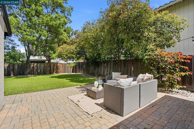 172 Jennie Dr, Pleasant Hill, CA 94523