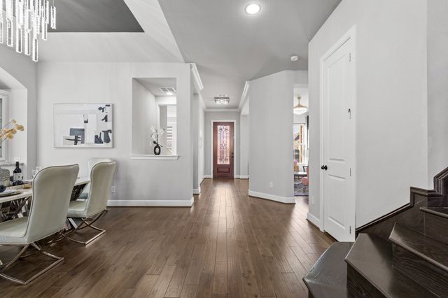 2812 Orchid Street, Carrollton, TX 75007