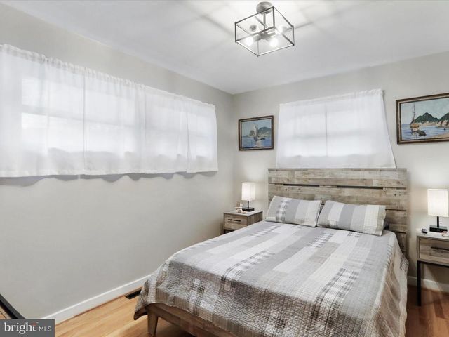 325 VALLEY VIEW AVE, Keyser, WV 26726