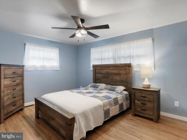 325 VALLEY VIEW AVE, Keyser, WV 26726