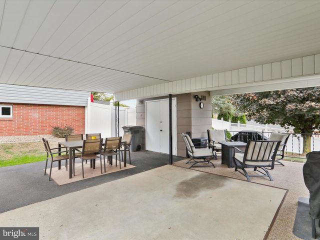 325 VALLEY VIEW AVE, Keyser, WV 26726