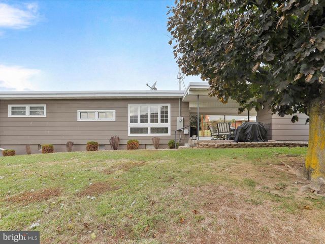 325 VALLEY VIEW AVE, Keyser, WV 26726