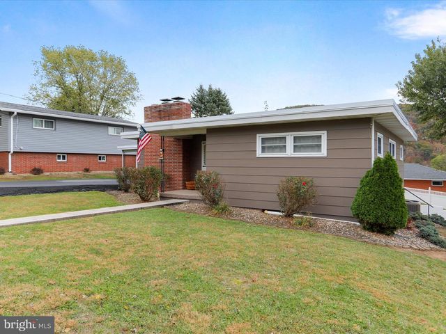 325 VALLEY VIEW AVE, Keyser, WV 26726