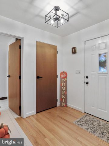 325 VALLEY VIEW AVE, Keyser, WV 26726