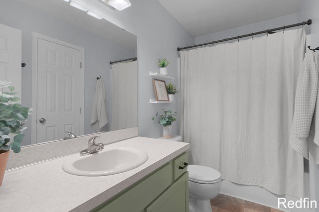 1204 Abby Court, Muskegon, MI 49442
