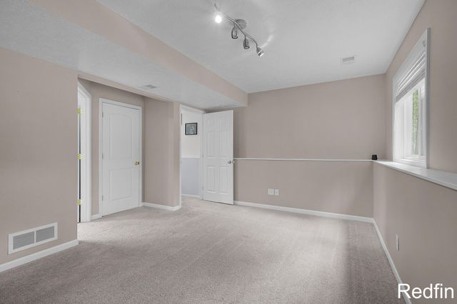 1204 Abby Court, Muskegon, MI 49442