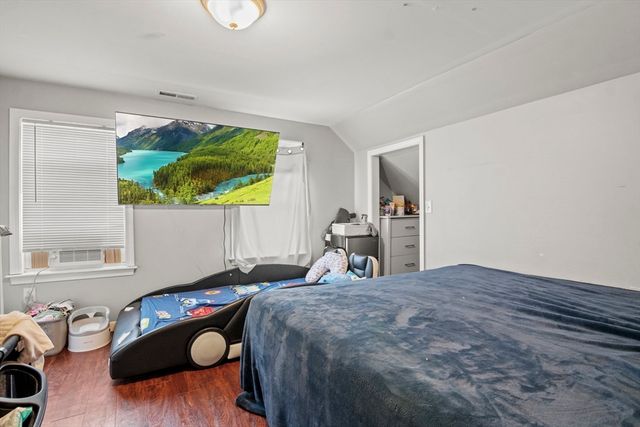 3 Butman Place, Lowell, MA 01851