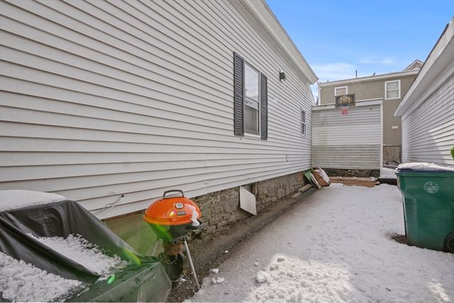 3 Butman Place, Lowell, MA 01851