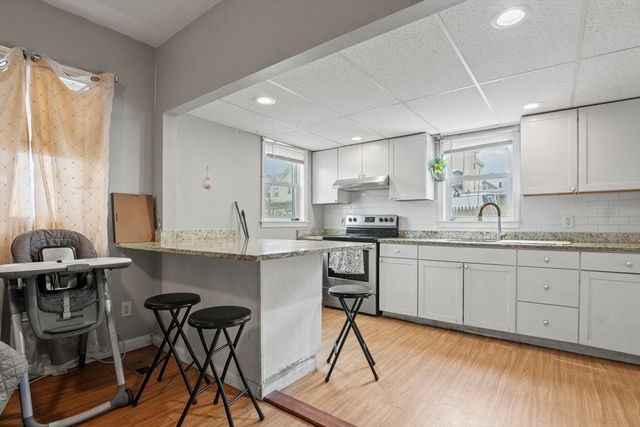 3 Butman Place, Lowell, MA 01851