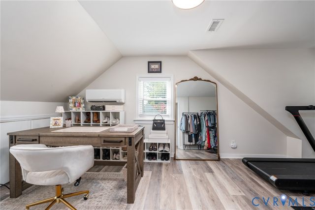 1204 Maywood Rd, Henrico, VA 23229