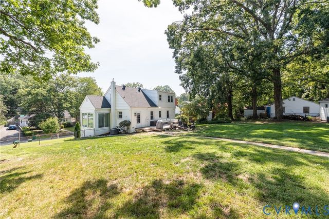 1204 Maywood Rd, Henrico, VA 23229