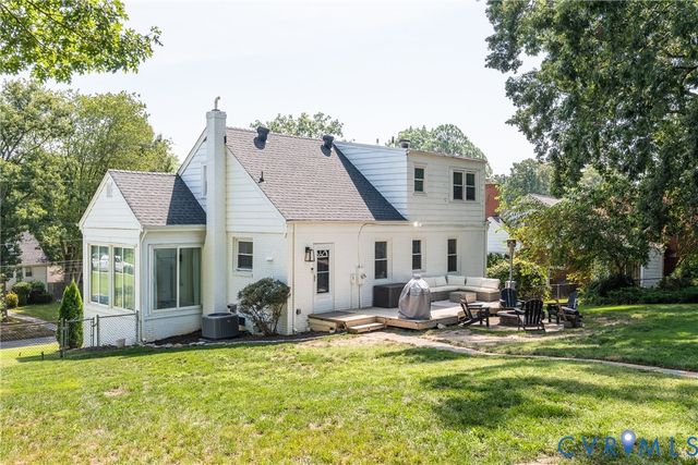 1204 Maywood Rd, Henrico, VA 23229
