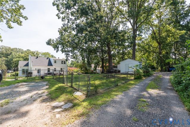 1204 Maywood Rd, Henrico, VA 23229