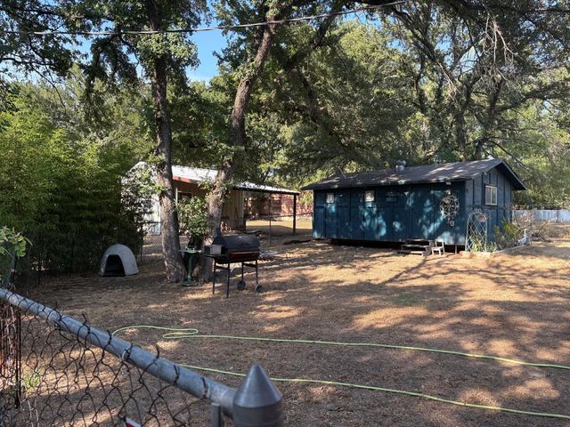 935 S Cardinal Road, Reno, TX 76020