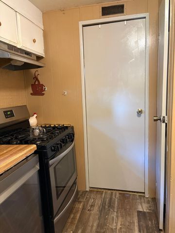 935 S Cardinal Road, Reno, TX 76020