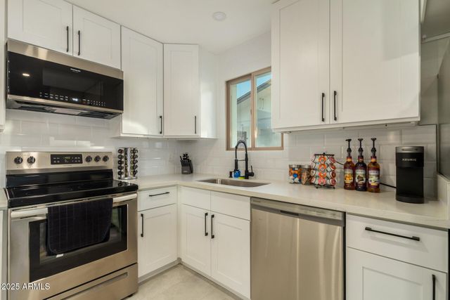 8225 E Crestwood Way, Scottsdale, AZ 85250