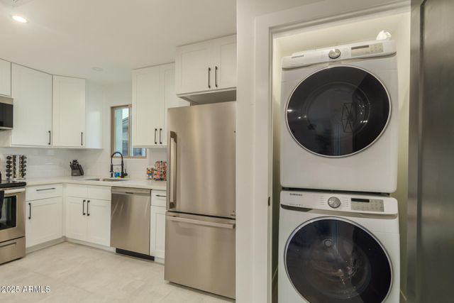 8225 E Crestwood Way, Scottsdale, AZ 85250